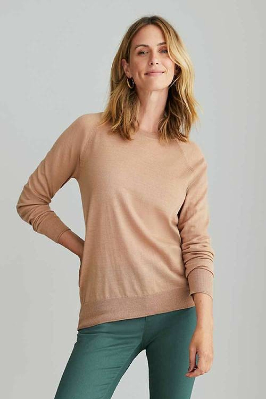 Women EziBuy Merino & Lambswool | Capture Merino Classic Raglan Crewneck