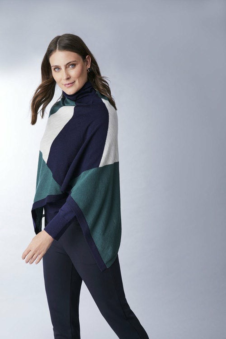 Women EziBuy Merino & Lambswool | Capture Merino Colourblock Poncho